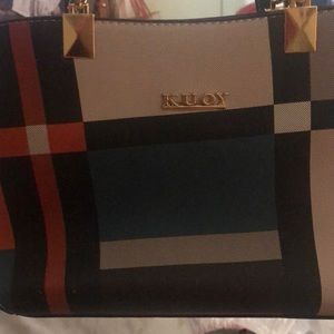 Got it for the 4th of July for an outfit for last year and it didn’t look right